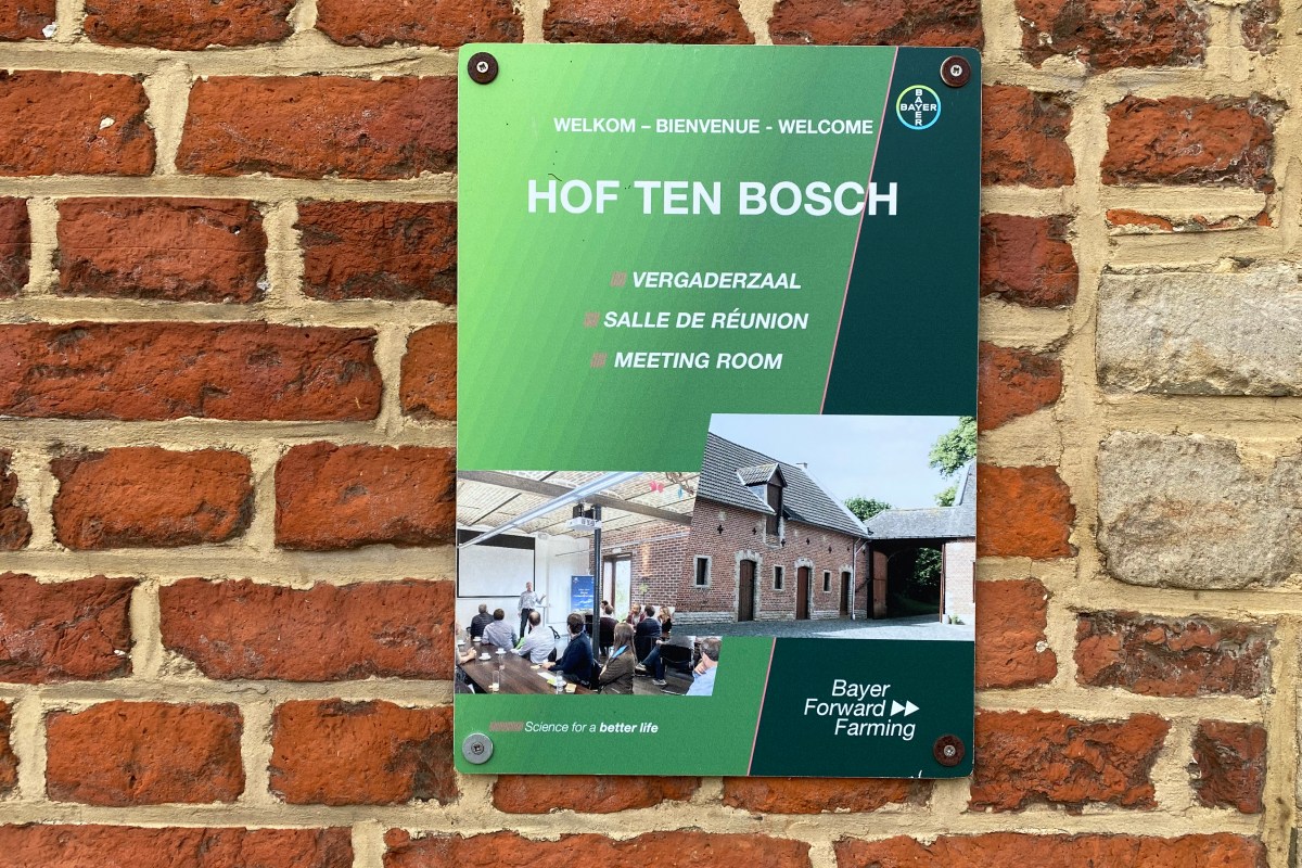 L'Azienda agricola Hof Ten Bosch sorge a Sud Est di Bruxelles: 100 ettari in cui si producono patate, barbabietole da zucchero, mais, colza e frumento